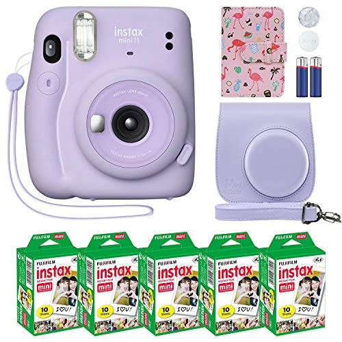 Fujifilm Instax Mini 11 Sofortbildkamera Flieder Lila + individuelle Hülle + Fuji Instax Film Value Pack (50 Blatt). Flamingo Designer-Fotoalbum für Fuji Instax Mini 11 Fotos