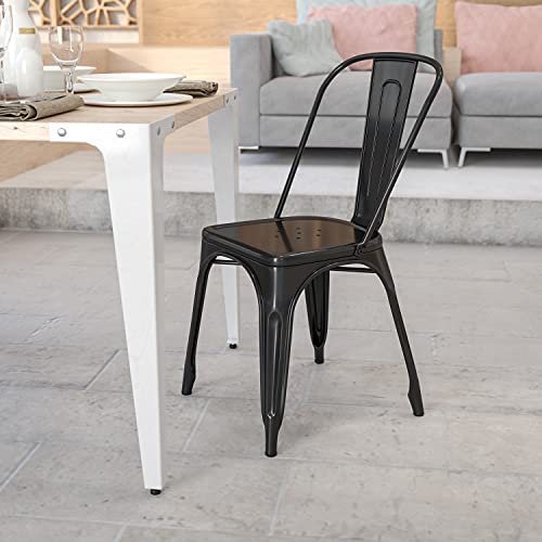 Flash Furniture 4er-Pack stapelbarer Stühle aus schwarzem Metall für den Innen- und Außenbereich in kommerzieller Qualität
